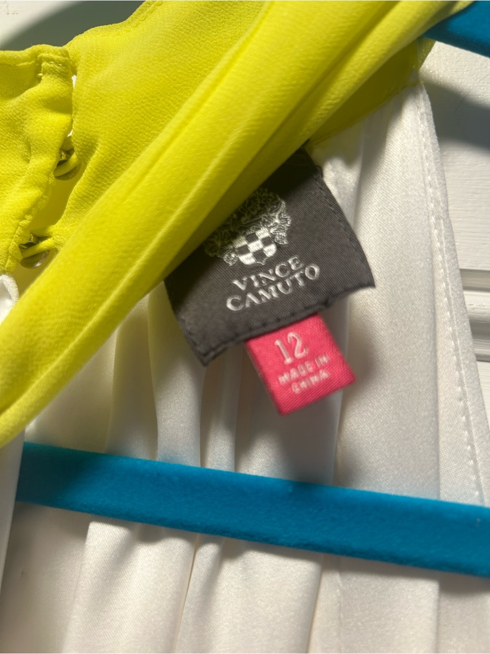 Vince Camuto dress - Picture 6 of 7